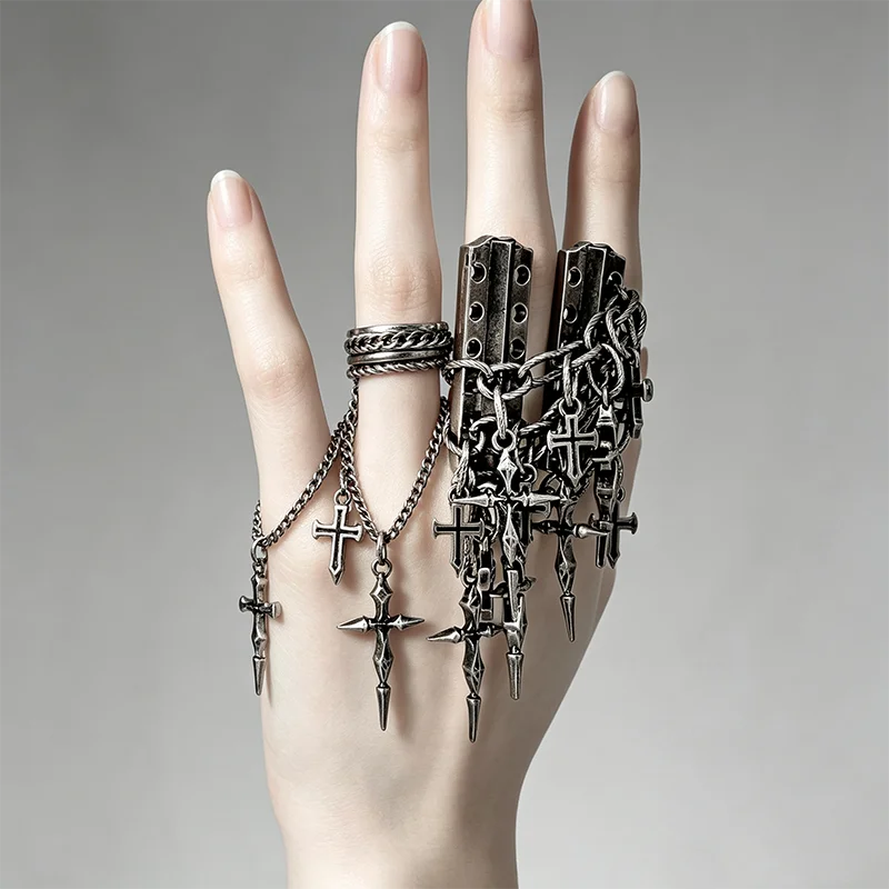 Dark Rivet Board Chain Pendant Finger Ring Copper Alloy Material Jewelry Accessories For Female Male, Streetwear Cool Adjustable