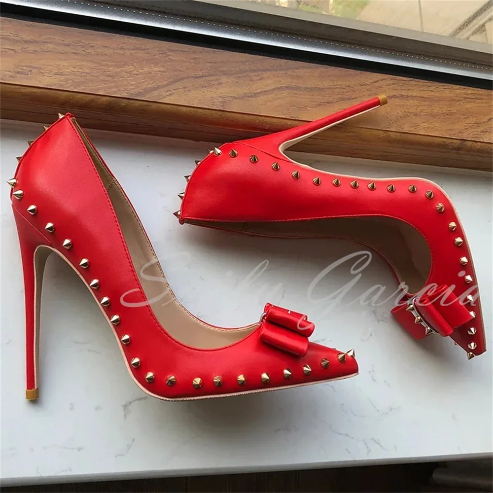 

Красные матовые туфли-лодочки на шпильке с заклепками, женские пикантные модельные туфли без шнуровки с острым носком и бантом на высоком каблуке 8 см, 10 см, 12 см