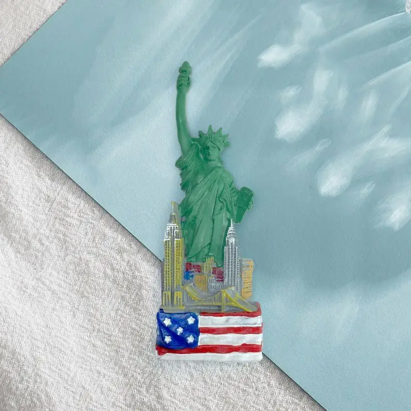 

New York Statue of Liberty Refrigerator Magnet Sticker3dCultural and creative tourism souvenirs, exquisite home crafts