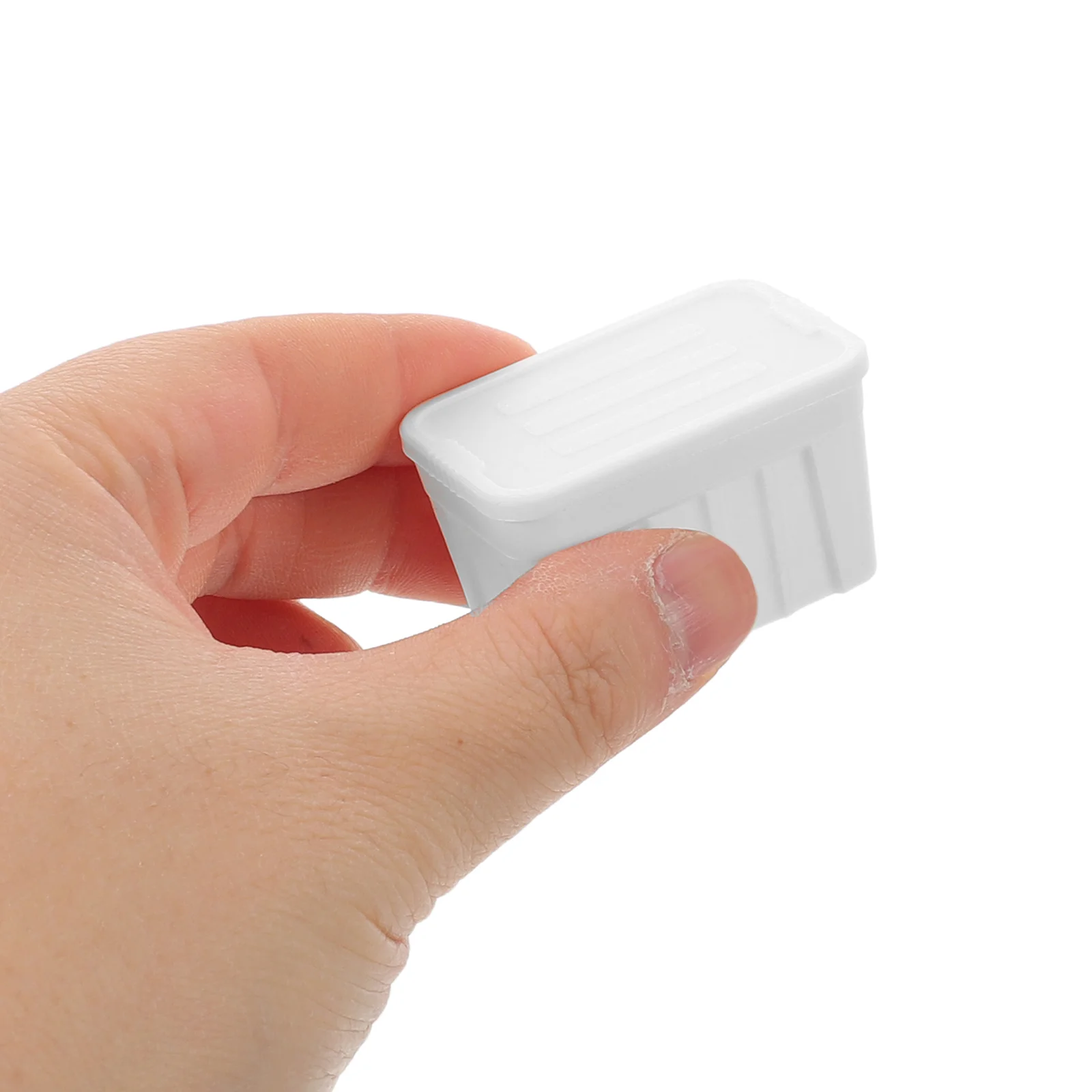 Mini Plastic Storage Box 1:12 White Closet Bin with Lid for Dollhouse Room Kitchen Pantry Storage Miniature Scene Decoration