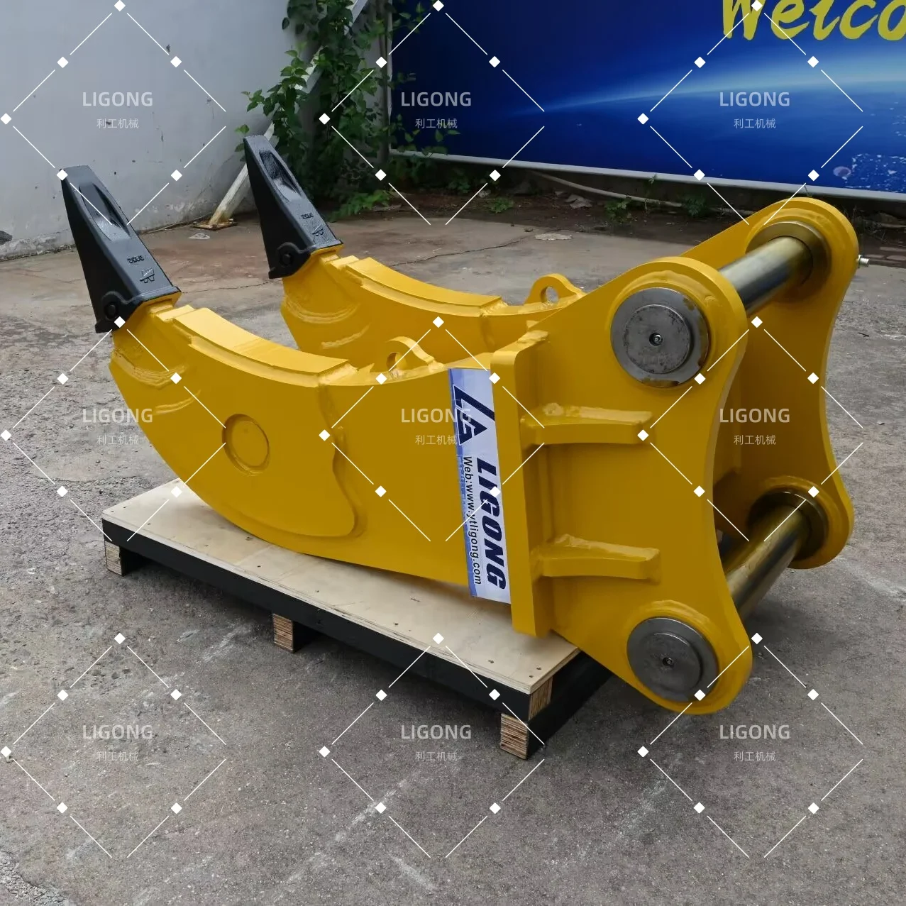 Heavy-duty Double-tooth Ripper, Suitable for 1-50ton Excavator, Digging, Loosening Soil, Layering in Various Working Condition