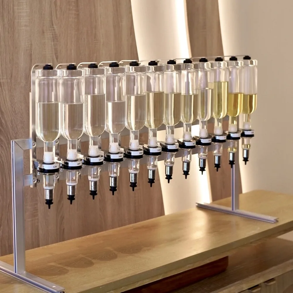 2026 sell wedding decoration essential oil 6/8/12 bottle perfume dispenser perfume bar