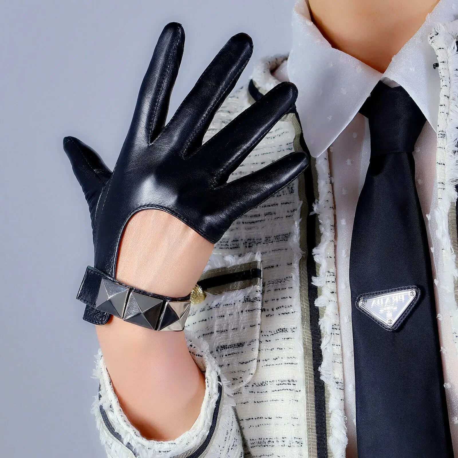 REAL LEATHER Half Finger Gloves Short Wrist Genuine Lambskin Square Silver Studs Halloween Cosplay Party Outdoor Driving Glove view 3