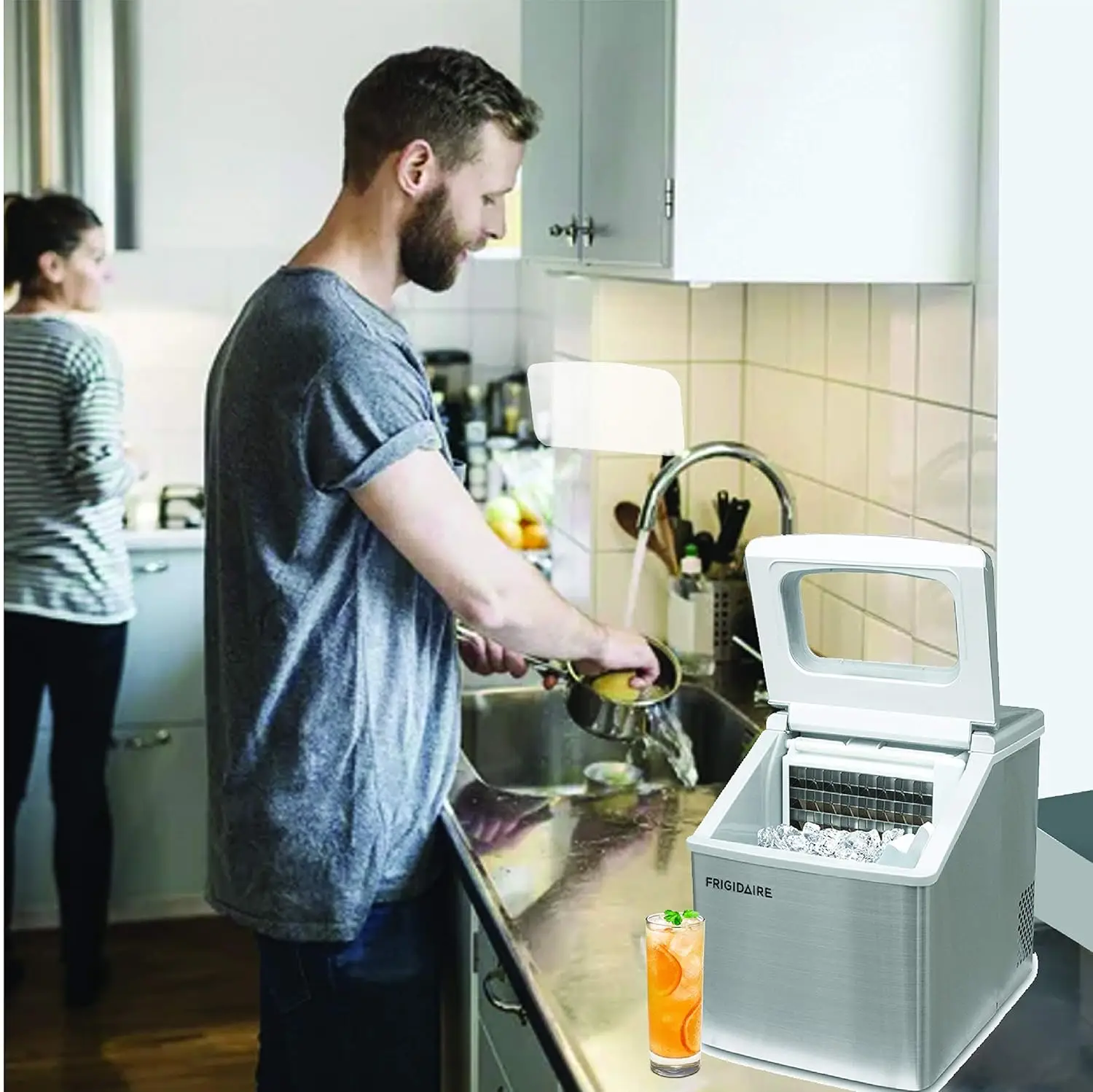 EFIC452-SS 40 Lbs Extra Large Clear Maker, Stainless Steel, Makes Square Ice