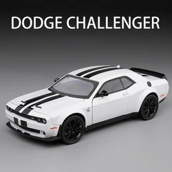 1:22 Dodge Challenger Hellcat Redeye Alloy Model Car Toy Diecasts Metal Casting Sound and Light Car Toys For Children Vehicle