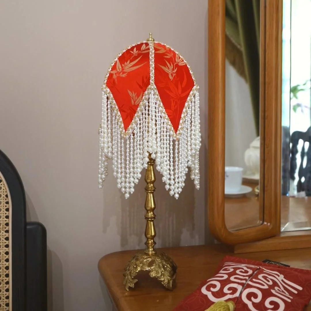 Red handmade fabric lampshade wedding gift national style vintage brass bedroom bedside atmosphere table lamp