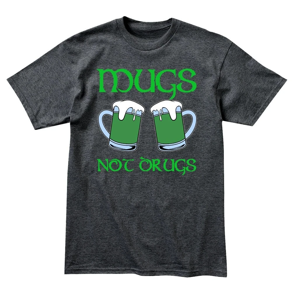 أكواب ليست المخدرات - قميص مضحك لعيد القديس باتريك للرجال - هدية ويسكي الأيرلندية للأرز قابلة للتنفس وناعمة ومريحة للرجال #2