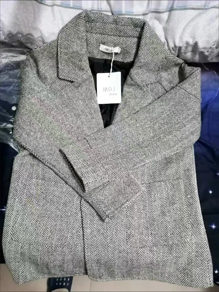 

Новинка 2025 года, цельная куртка, женская осенне-зимняя корейская версия, британская шерстяная свободная непринужденная однотонная верхняя женская зимняя куртка