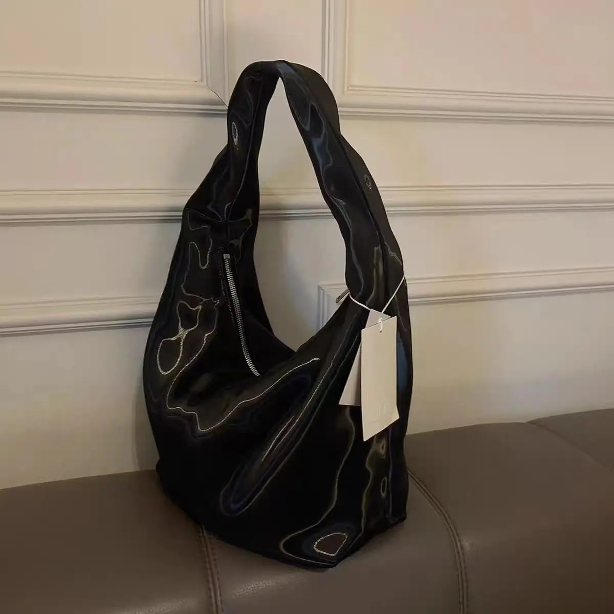 Nylon High-gloss Satin Handbag 2024 New High-quality Commuter One-shoulder Bags Underarm Casual All-match Tote Bag Female