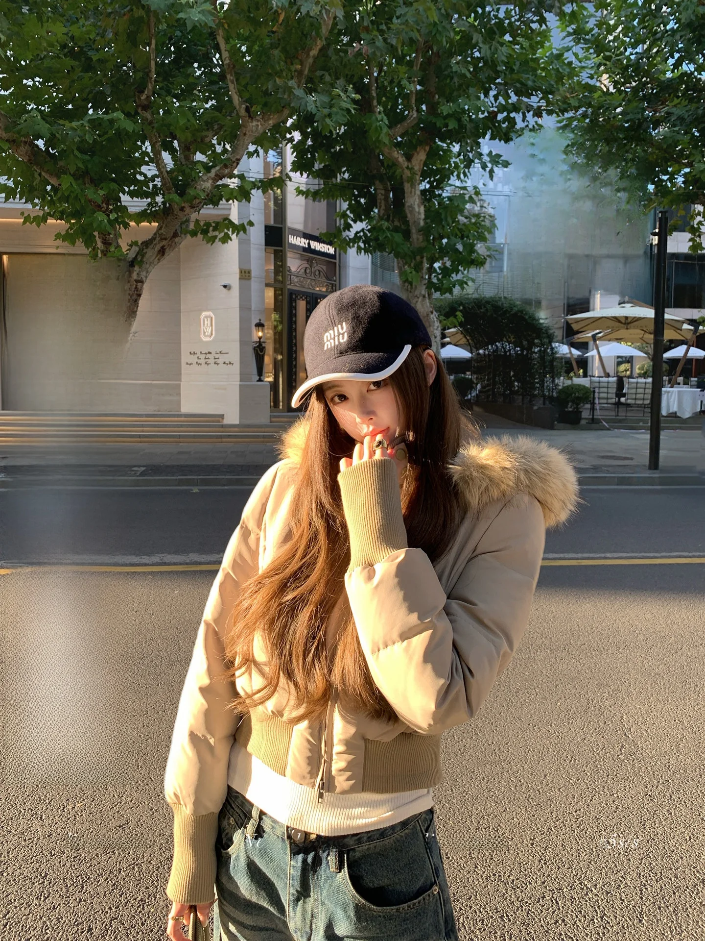 

LIONE Wed Khaki een Eco-Friendly ort Puffer Jaet with Fur Collar Waist-Cinching Slimming Outerwear New Model