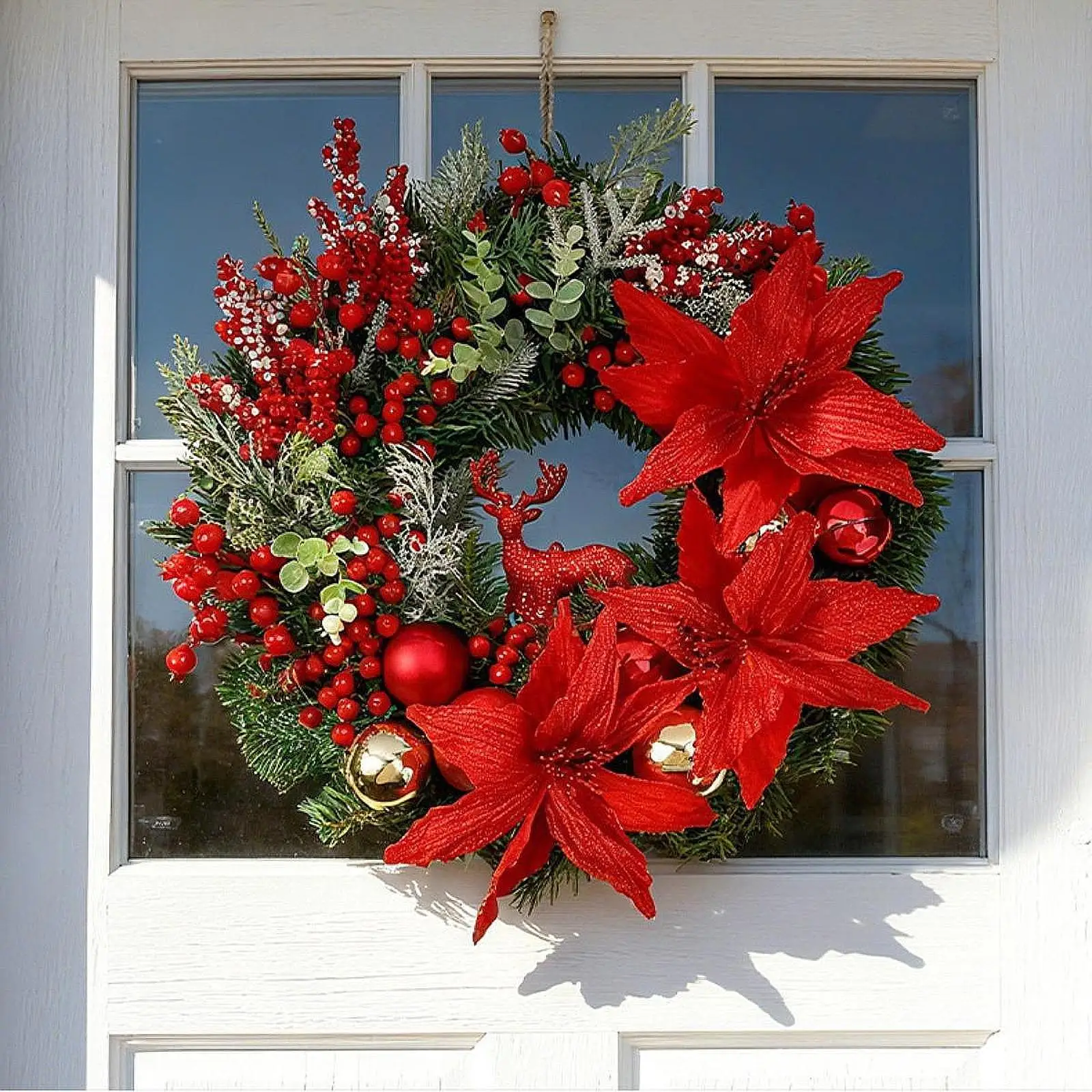 

Рождественский венок для входной двери, 40 см, реалистичный зимний венок для украшения дома, для использования в помещении и на улице, для праздничных торжеств