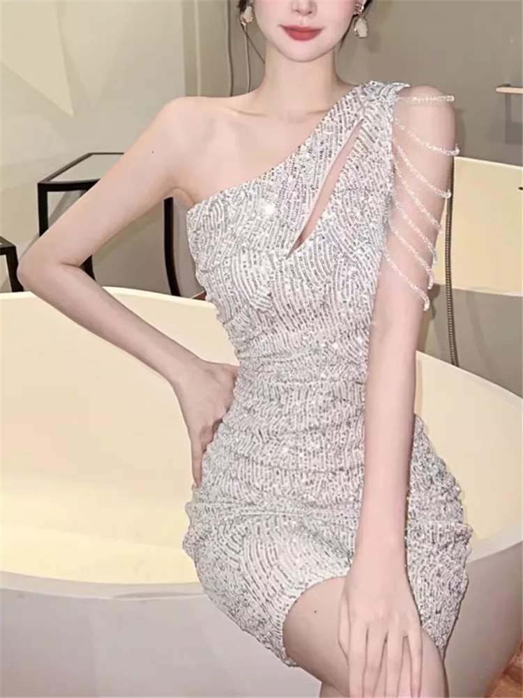 

Sexy Apricot Burgundy Sequined One Shoulder Party Mini Dress Women New Fashion Sleeveless Hollow Out Tight Short Pencil Dress