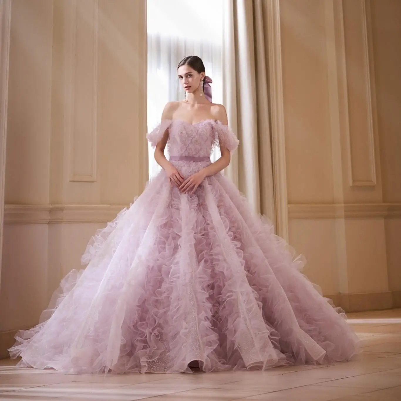 

Dreamlike Colored Sparkle Pink Wedding Bridal Dresses Big Vulume Tulle Ball Gowns Ruffles Trimmed Long Formal Dress