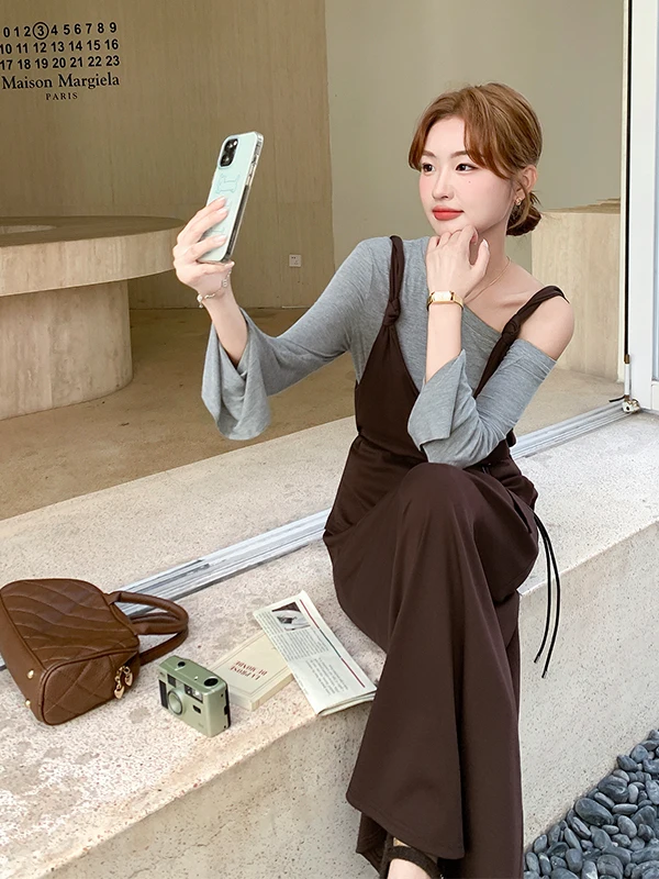 

Уникальный красивый комплект из топа с открытыми плечами и юбки для женщин, весна-осень 2025, новый, с асимметричными бретелями, модный