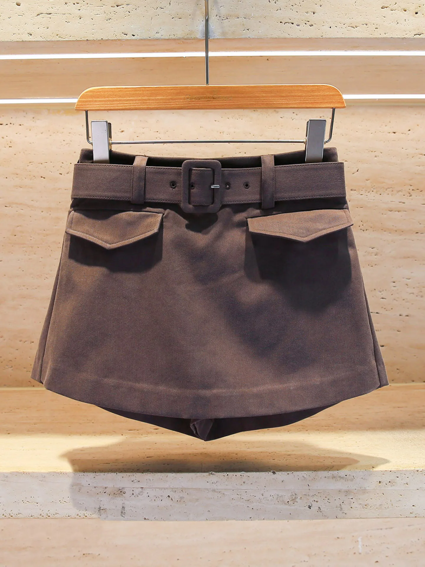 Spódnico-spodnie damskie z wysokim stanem, w kształcie litery A, modne, z paskiem, codzienne spodnie z prostymi nogawkami, kolekcja jesienna.