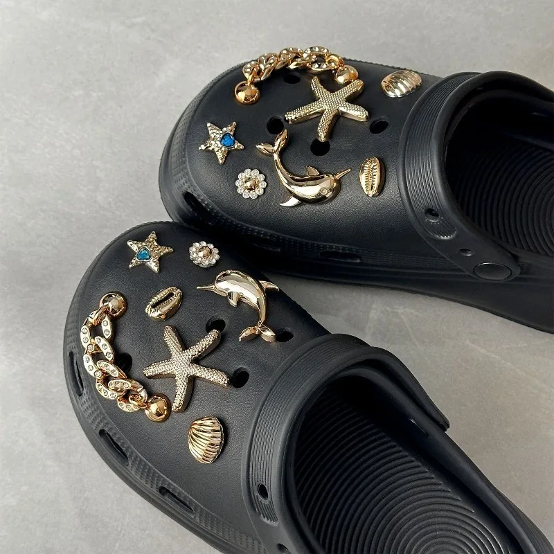 Unisex Fashion Golden Starfish & Dolphin Corc DIY Punk Hole Shoe Charm Set for Ballet Shoes Original Shoe Decorations