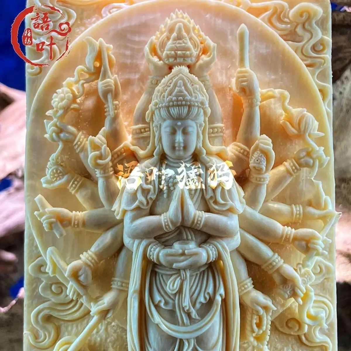 

Natural Ivory Fruit Original Design Thousand Hands Guanyin Guardian God Charms Brand for Men and Women Couple Pendant 12 Zodiac