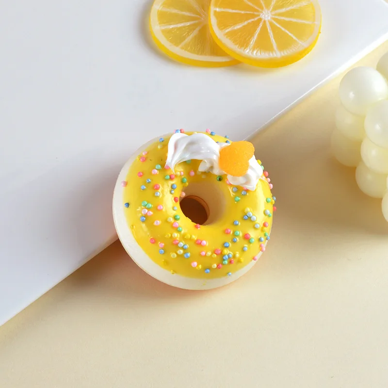 2pcs Spaß realistische Dessert kuchen Simulation Donut Modell Foto Requisiten süße Simulation Essen spielen Kinderhaus Spiele kleines Geschenk
