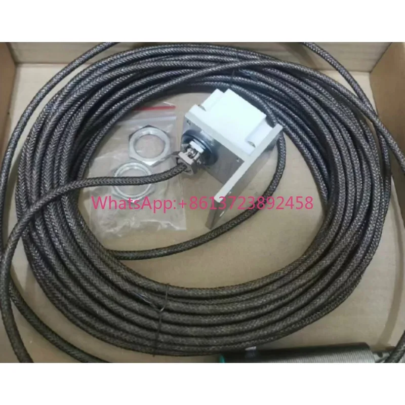 Original PEPPERL+FUCHS   NCN25-F35-A2-250-15M-V1  High Temperature Switch Inductive Sensor