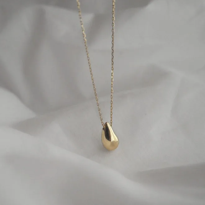 Gold/Silver Plated Pear Pendant Necklace for Women | Tear Pendant Necklaces Drop Pedant Necklace for Women Birthday Gift