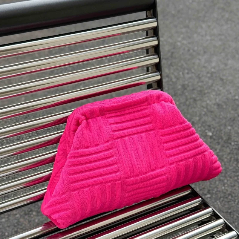 

Newest Fashionable Knitted Makeup Bag Large Capacity Color-Block Clip Bag for Daily Use Versatile And Stylish