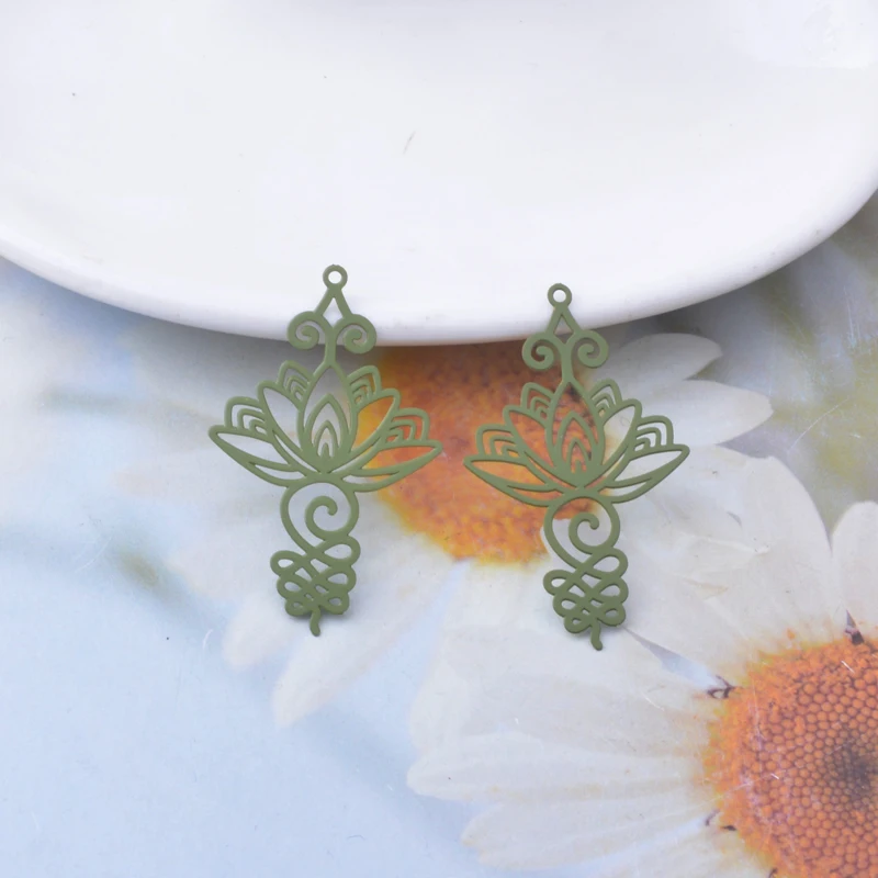 30 Stück AB7975 Messing-Blumenanhänger, bunte Charms für DIY-Schmuckherstellung von Ohrringen – Detail 4