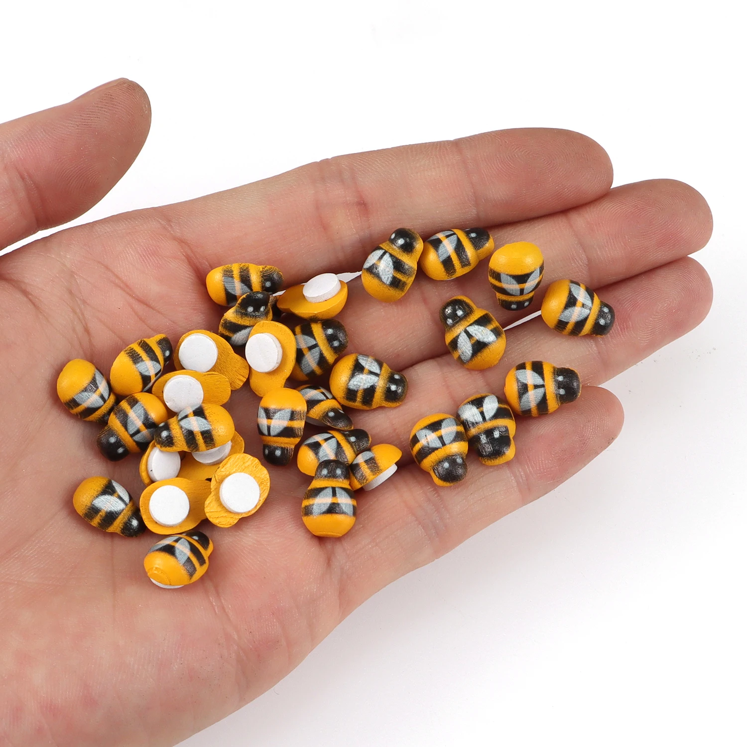 50/100pcs Mini Wooden Bee Colorful Ladybug with Glue Flatback Cabochon Miniature Ornament for Scrapbooking DIY Craft Accessories