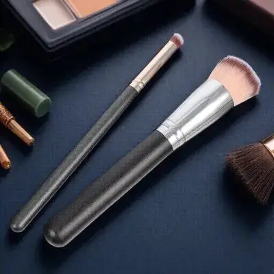 Pinceau de fond de teint, 2 pièces, poils synthétiques doux pour l'auto-bronzage et le mélange des zones du visage, usage quotidien professionnel
