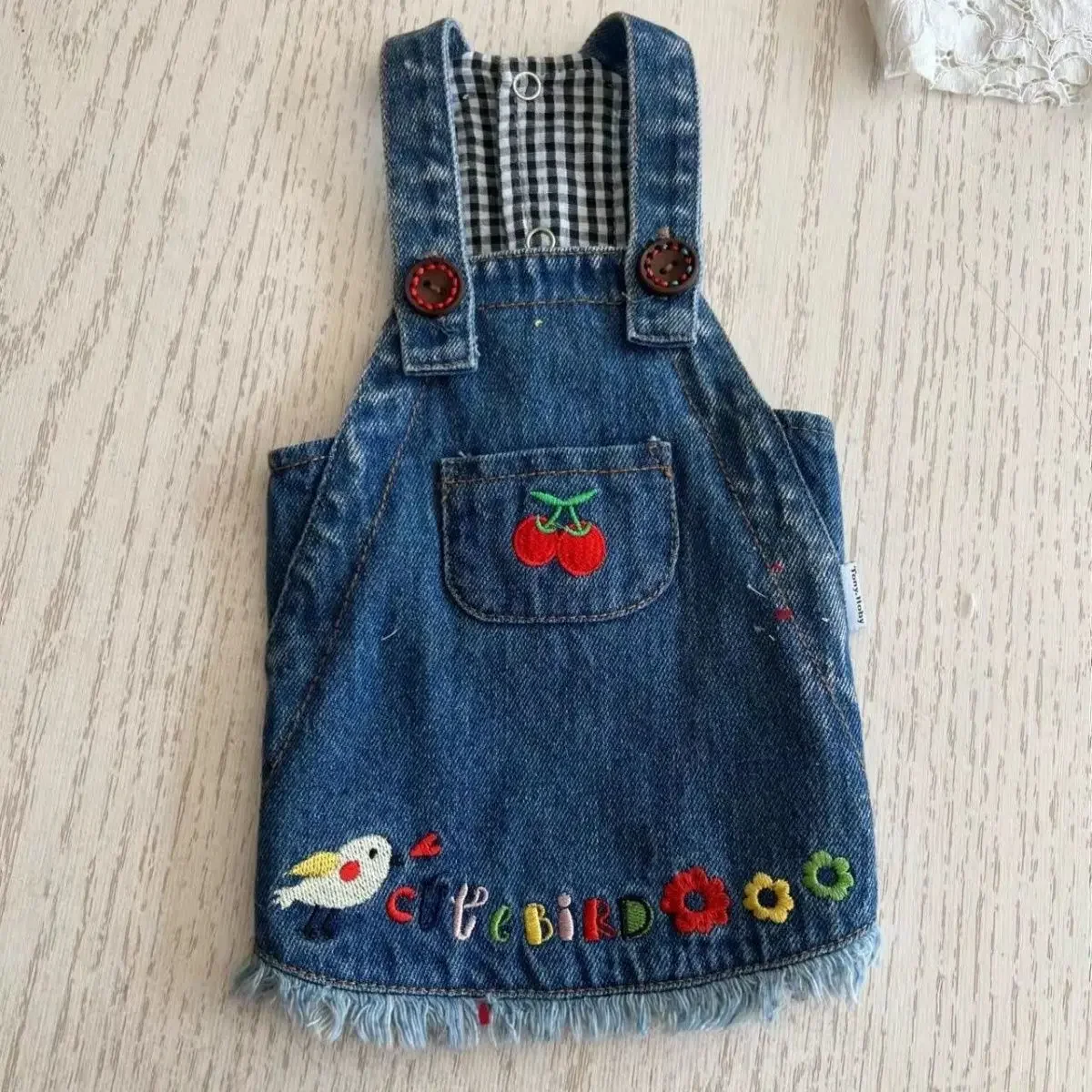 Pet Cherry Denim Skirt Pastoral Denim Strap Skirt Cute Dog Clothes Spring/Summer Teddy Marcis Yorkshire Dog Dresses Puppy