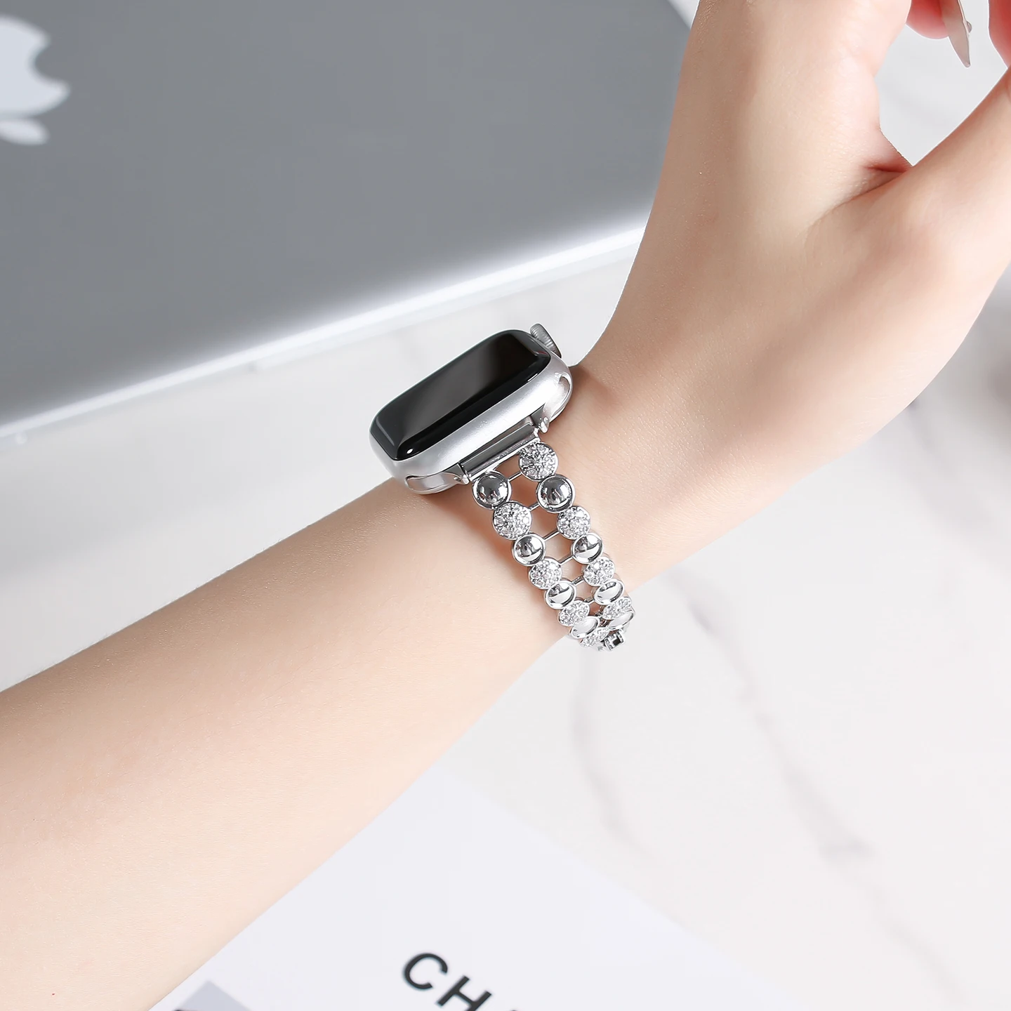 Zweireihiger runder Edelstein- – Luxury Watch Apple Bewertung und Preis