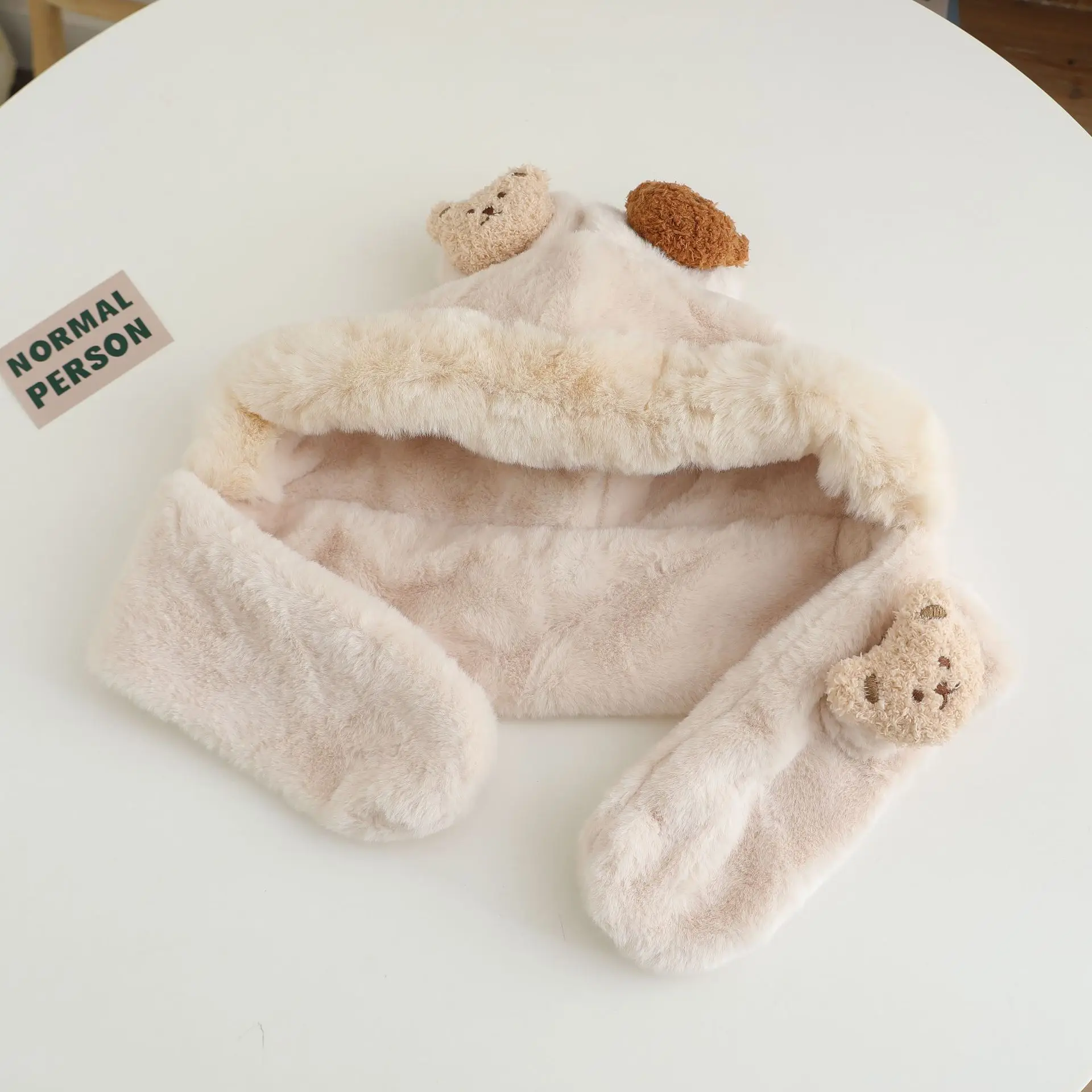 Winter-Baby-Plüsch-Mütze-Schal-Set, Cartoon-Bär-Beanie, warmes Samt-Kinderhalsband, 6-24 Monate, Ohrenschutz, Pullover-Mütze – Detail 3