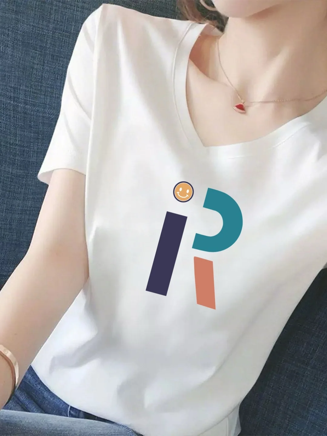 

Loose Casual V-Neck Short Sleeve T-Shirt Women's Summer Fashion Brand White Printed Top Versatile Comfortable Polyester Fiber