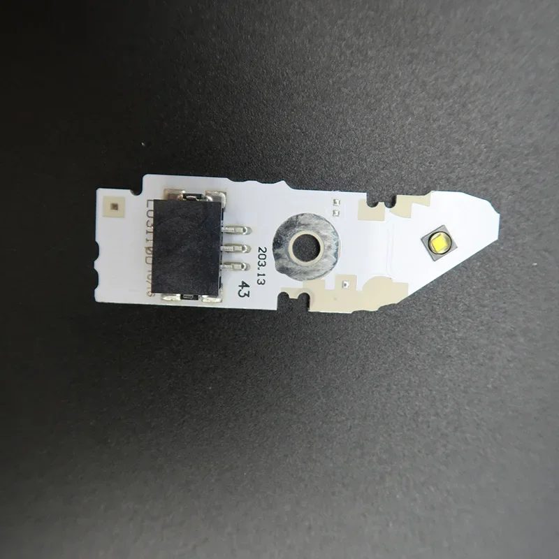 Nuovi fari per ernia dell'auto chip DRL chip di zavorra circuito LED scheda sorgente luminosa microchip a luce bianca per Audi A3 2012-2015