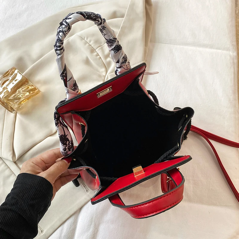 2024 Brand Beauty Glasses Handbags for Women High Quality PU Shoulder Bag Cute Scarf Purses and Crossbody Bag