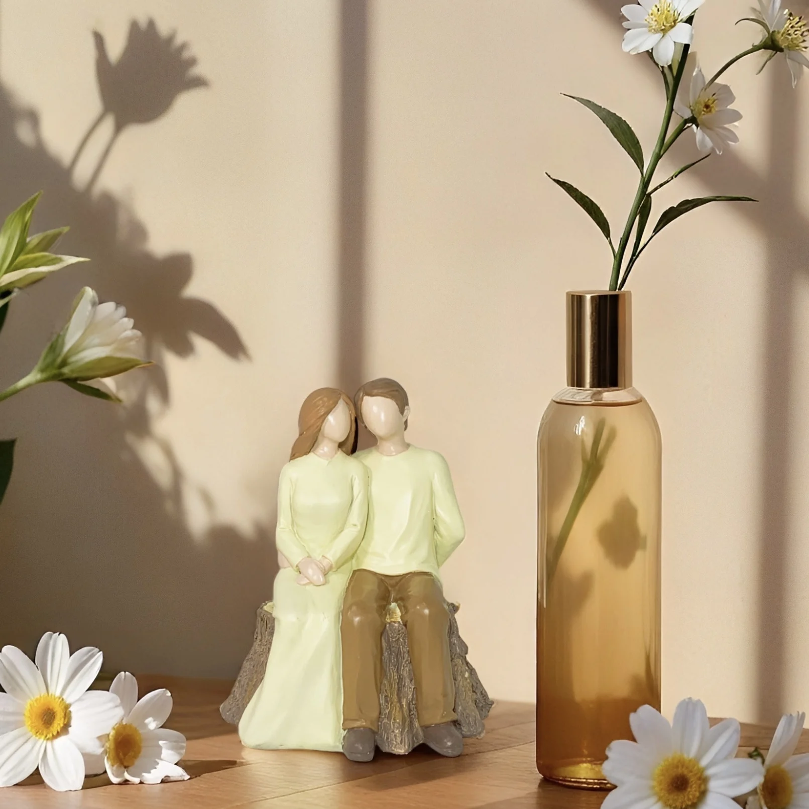 

Romantic Couple Resin Statue Romantic Home Decoration Sculpture Valentine's Day Gift Accessories Living Room Decoration