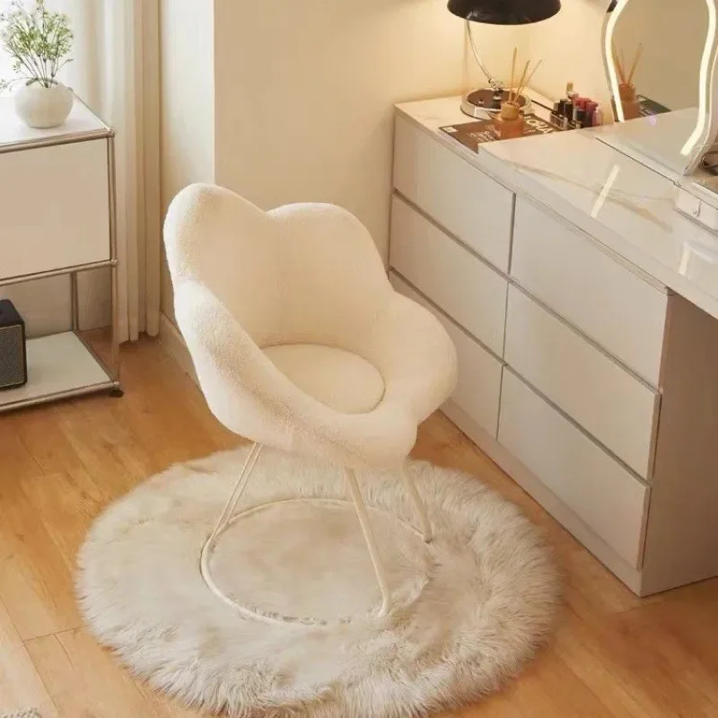 

ZLight Luxury High-end 360-degree Rotation Makeup Stool For Home Use Bedroom Backrest Chair Simple Dressing Stool Lamb FleeceZ