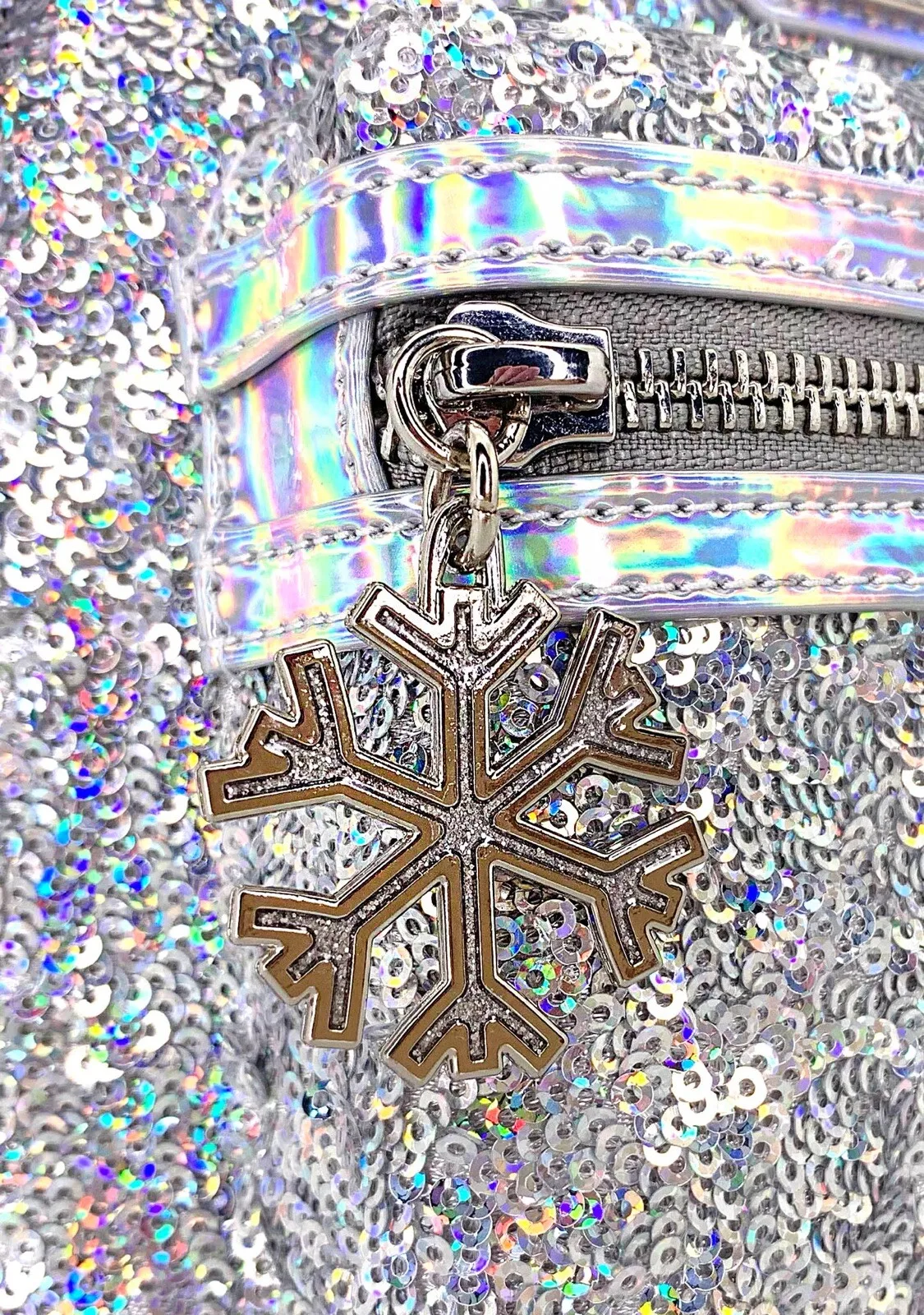 ミッキーとミニーマウスのスパンコールバックパック ファッショナブルでキュートなバッグ ダブルショルダーバッグ キュートなバッグ アウトドアレジャーバッグ 女の子へのギフト