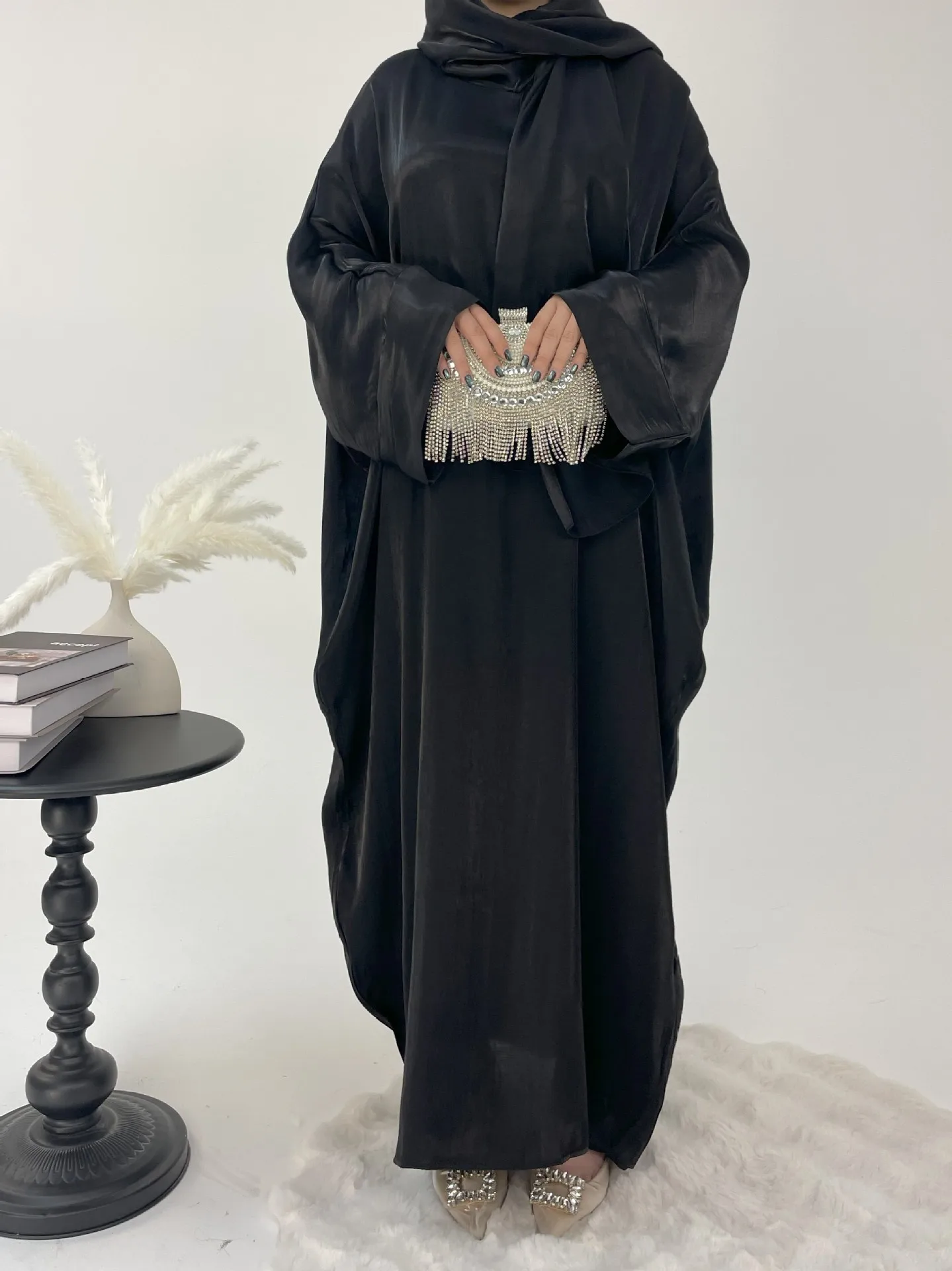 رداء صيفي طويل لامع بأكمام منتفخة فساتين إسلامية طويلة للنساء الأنيقات عباية قفطان دبي قفطان متواضع عربي إسلامي فيستدو
