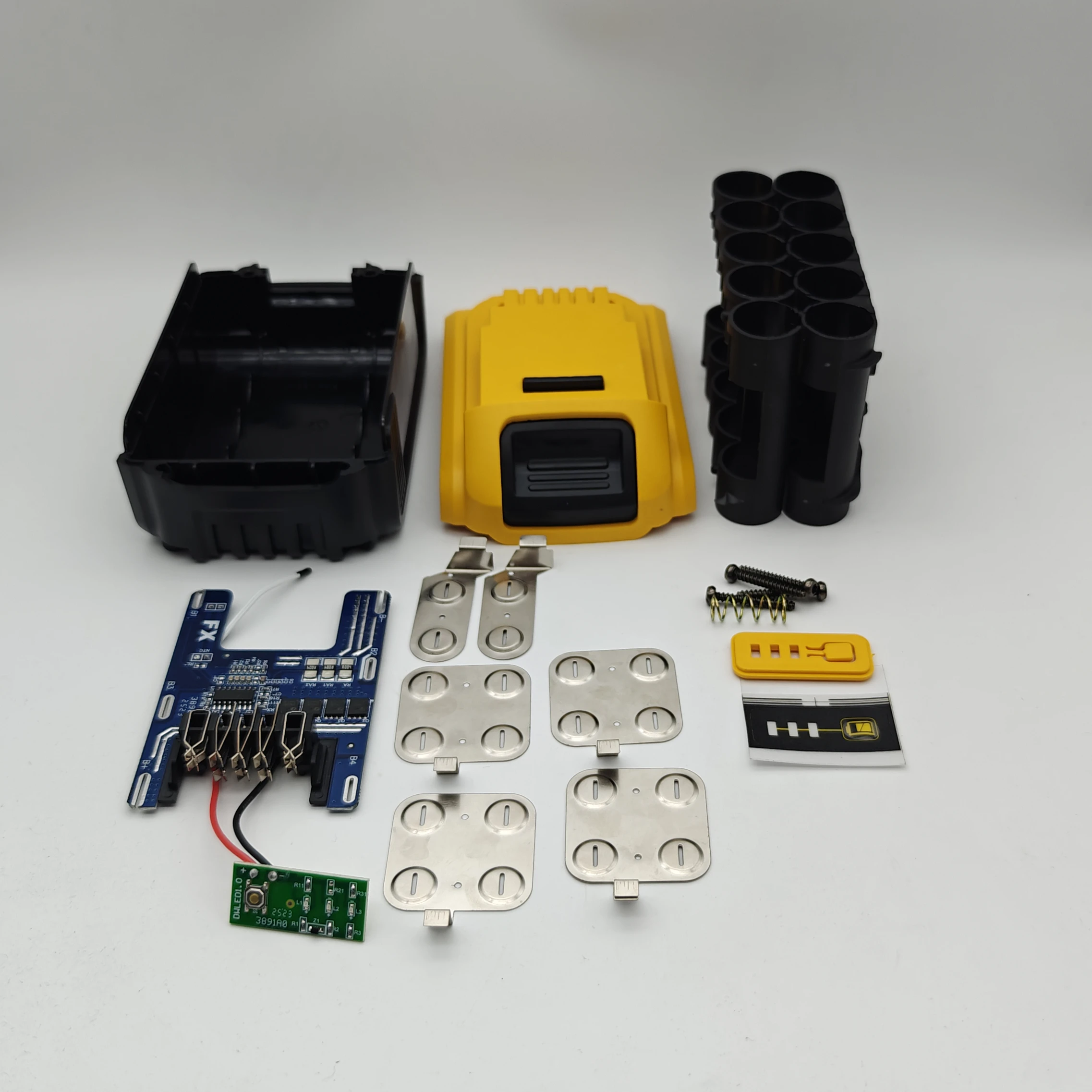 Thumbnail 2 - #61 Best Xbox Controllers to Buy In 2026