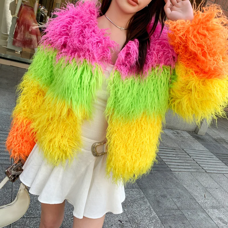 Chic สีชมพูสีเขียวสีเหลืองสีส้มลาย Contrast สายรุ้งสี Faux Fur Coat เลียนแบบ Mink Fur Coat Lambswool Furry เสื้อสเวตเตอร์ถัก