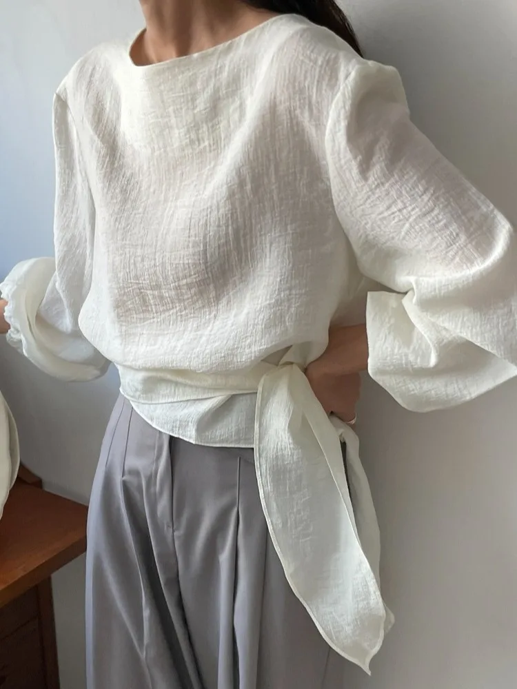 

Ele Korean Sle Women's irt round Ne Waist Cinched Belt Design Long Sve White Gentle Versatile Faion Top