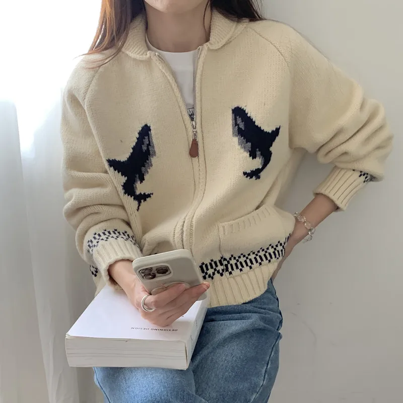 

Autumn Winter Thick Warm Casual Versatile Sweater Coats Women's Retro Cartoon Dolphin Jacquard Lapel Double-zip Knitted Cardigan