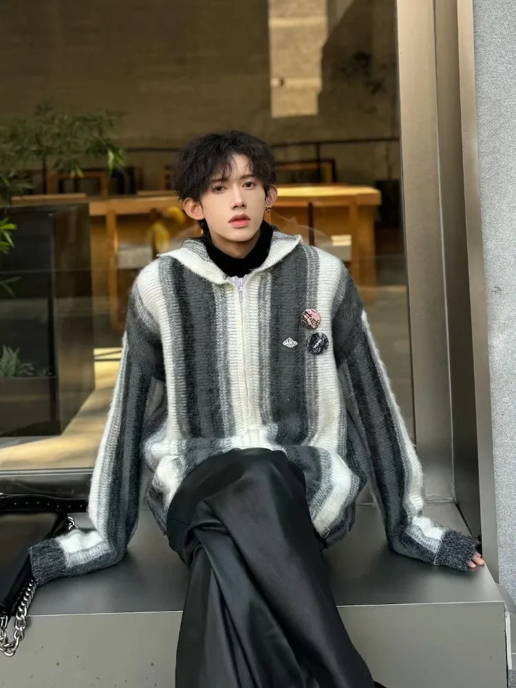 

Мужской осенне-зимний кардиган с капюшоном в полоску, свободного кроя, вязаный, повседневный, для подростков