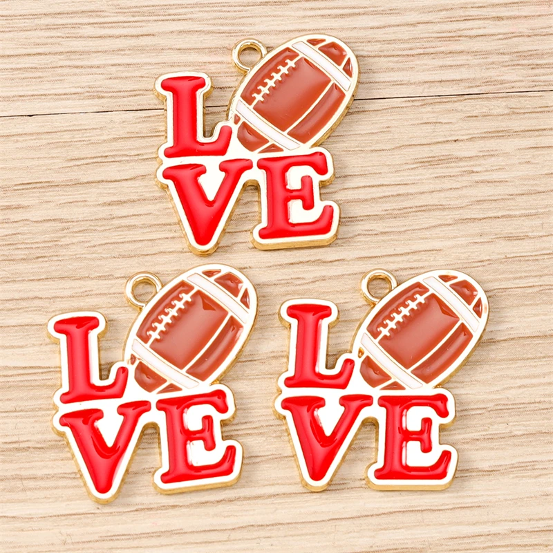 10 Stück niedliche, gemischte Emaille-Anhänger in Form von Sportartikeln, Rugby-Mützen und Fußballschuhen zum Basteln von Schmuck, Ohrringen, Halsketten und für DIY-Bastelprojekte. – Detail 21