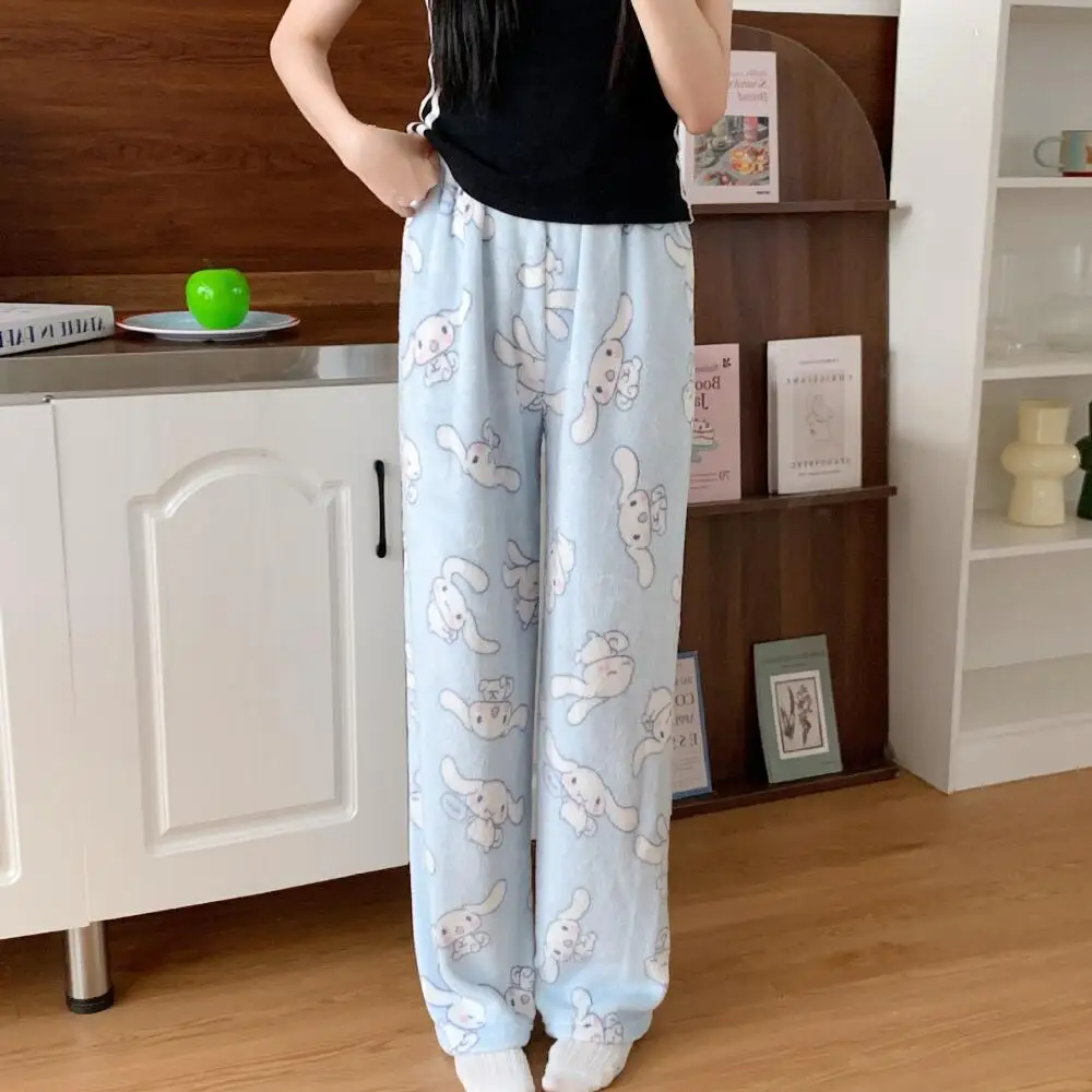 กางเกงนอนผ้าพลัฌน่ารักลายซานริโอ้ คาวาอิ เฮลโล คิตตี้ การ์ตูนอนิเมะ สำหรับผู้หญิง ฤดูหนาว อุ่นสบาย นักเรียน กางเกงนอนหลวมๆ สไตล์ลำลอง กางเกงใส่ในบ้าน
