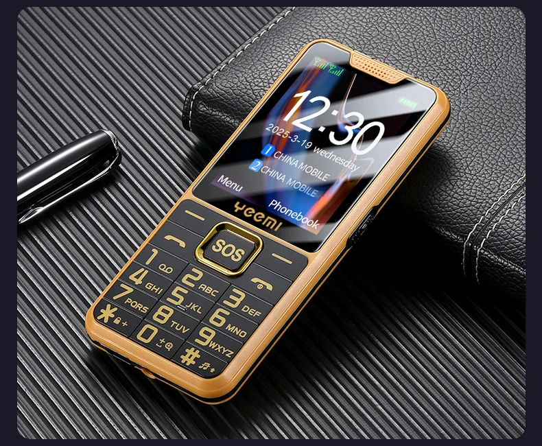 YEEMI K3 Super Thin Mobile Phone 2.4inch HD Screen GSM 2G Dual SIM Card Long Standby Flashlight Camera Type-C Button Phone
