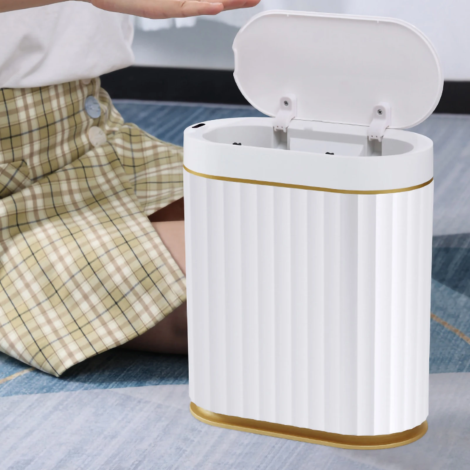 7L Touchless Smart Sensor Trash Can Automatic Bathroom Trash with Lid Luxury Garbage Bin Intelligent Home for Kitchen Bedroom