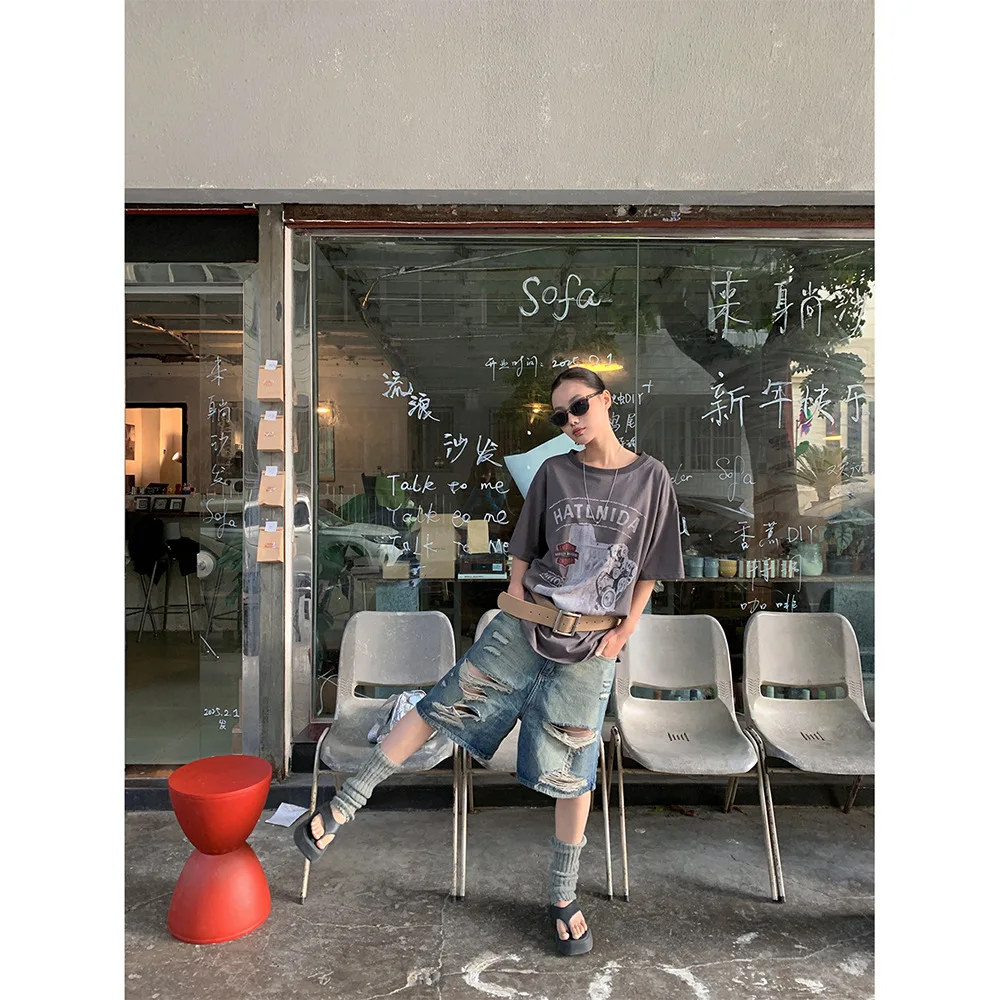 Hole Jeans Women Knee Length Wide Leg Pants Ripped Straight Mid Waist Washed Distressed Shorts 2025 Summer Streetwear Denims