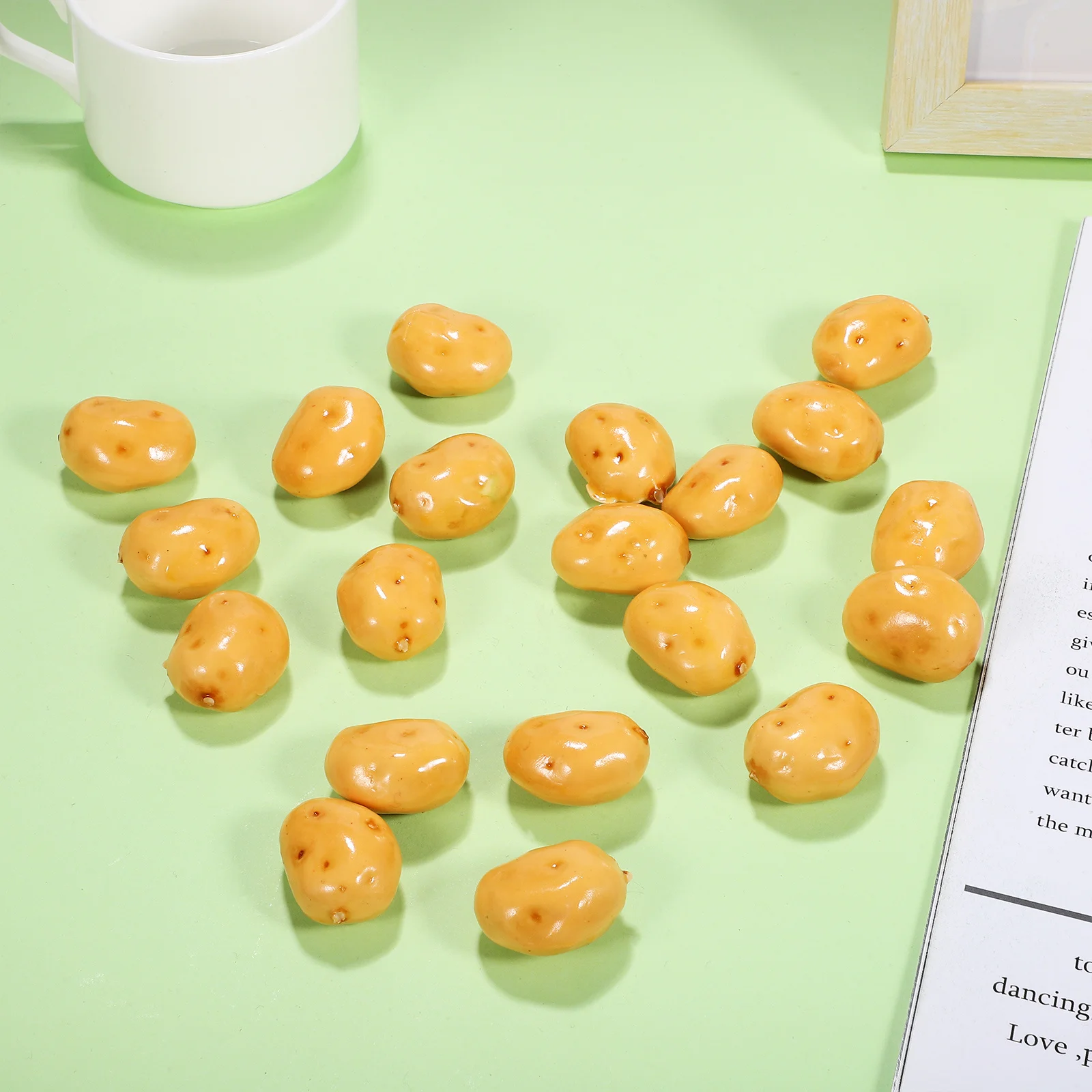 

20Pcs Fake Potatoes Realistic Simulation Mini Vegetables for Home Kitchen Garden Decor Artificial Vegetable Ornament Set