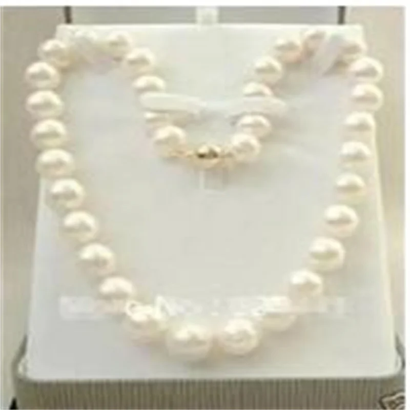 natural  gold clasp 9 - 10 mm Akoya pearl necklace 17 \'\'